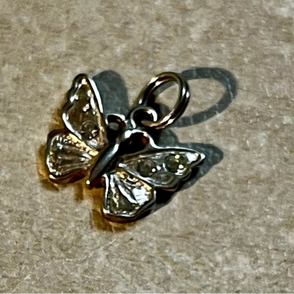 Signed 925 Butterfly Charm Sterling Silver Jewelry Faux Diamonds in the wings - Picture 6 of 8